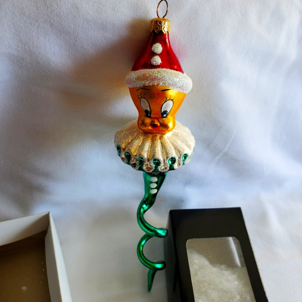 CHRISTOPHER RADKO TWEETY SPRITE XMAS COLLECTION FOR LOONEY TUNES.
